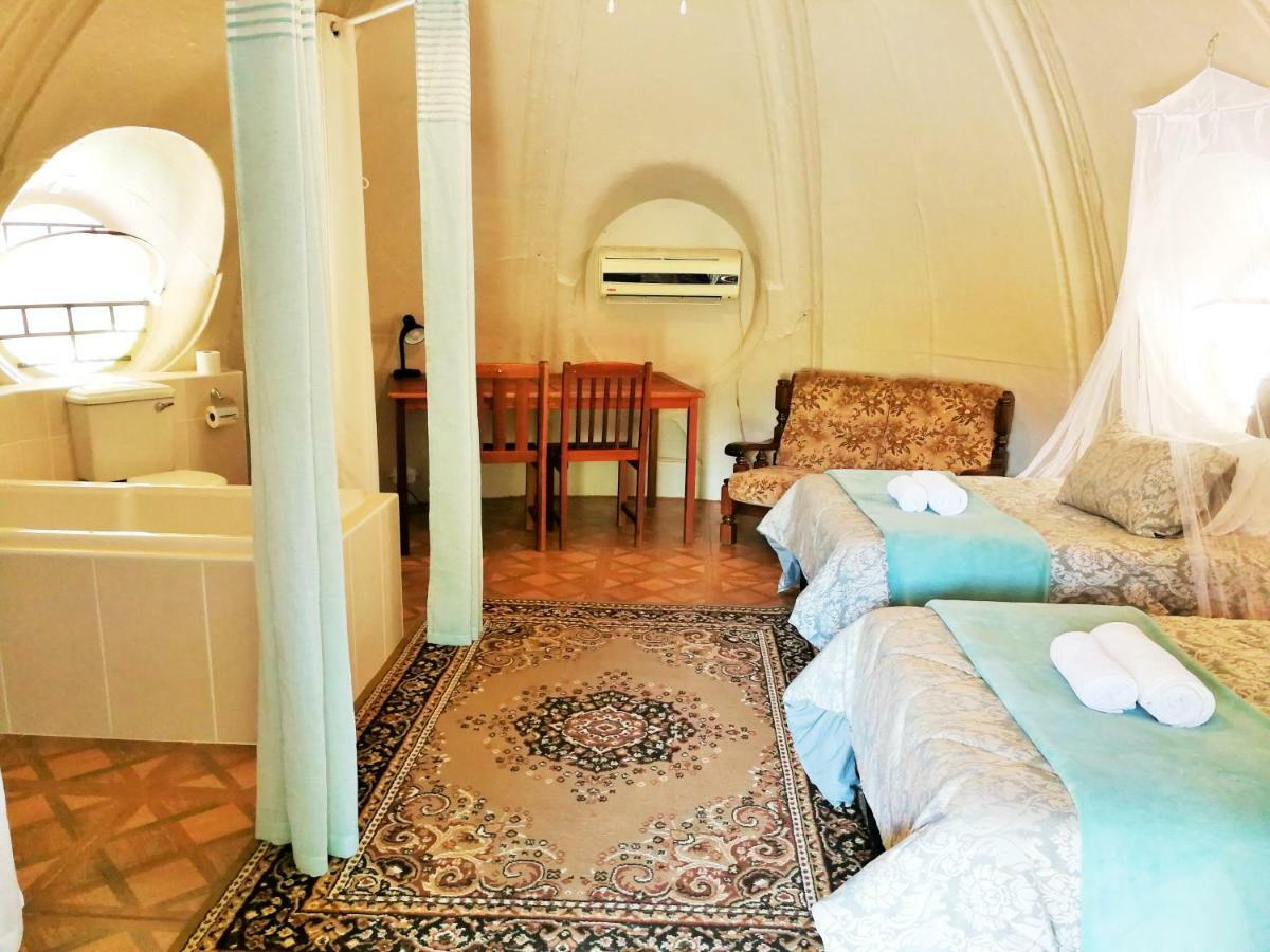 Safari Guesthouse Vryburg Exterior photo